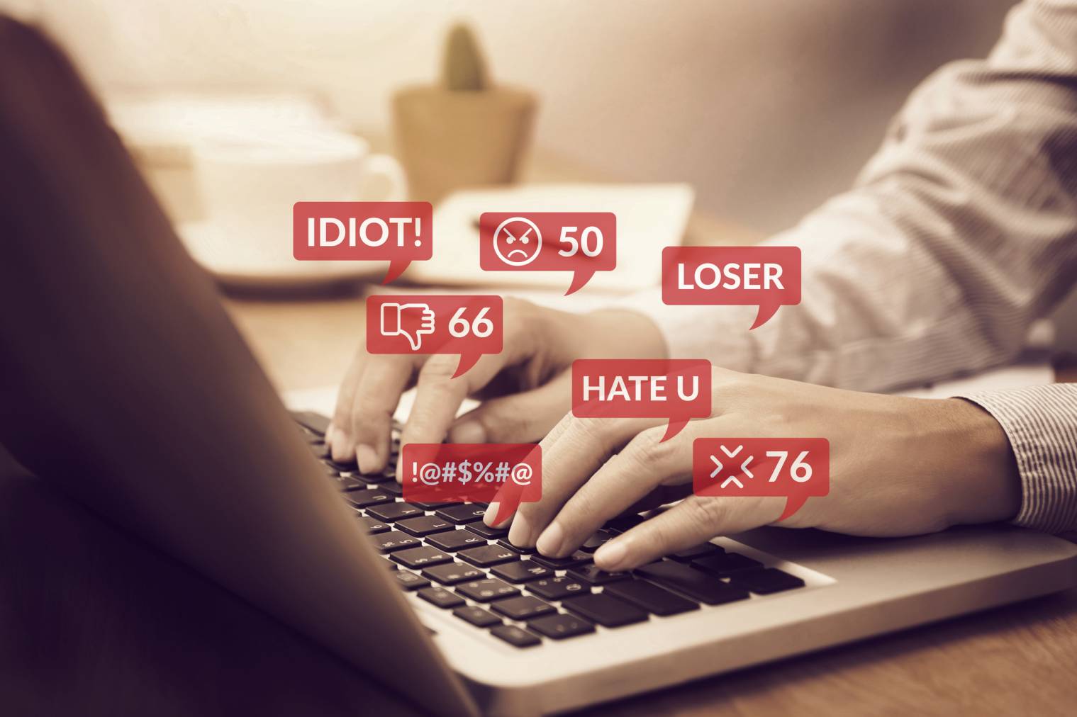 Bouton signaler un avis négatif sur une fiche Google Business Profile