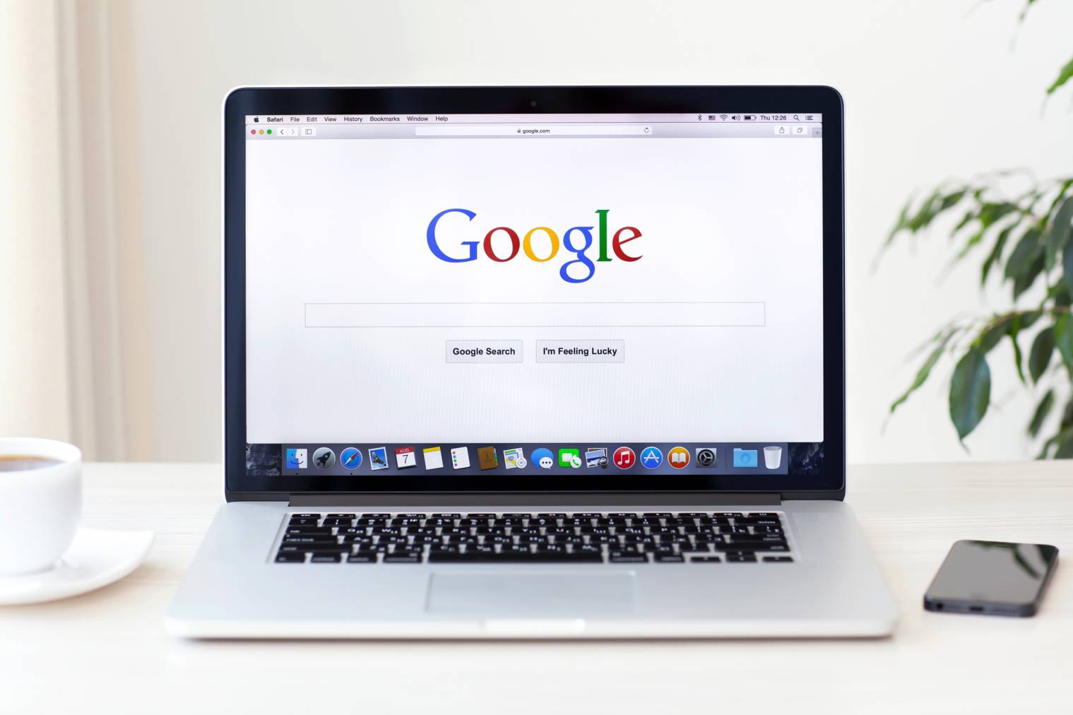 Schéma illustrant le cloaking : page différente pour Googlebot et pour les visiteurs